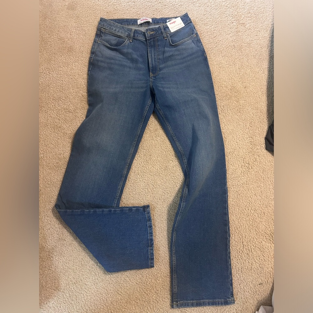 Wrangler Women's Straight Leg Blue Jeans